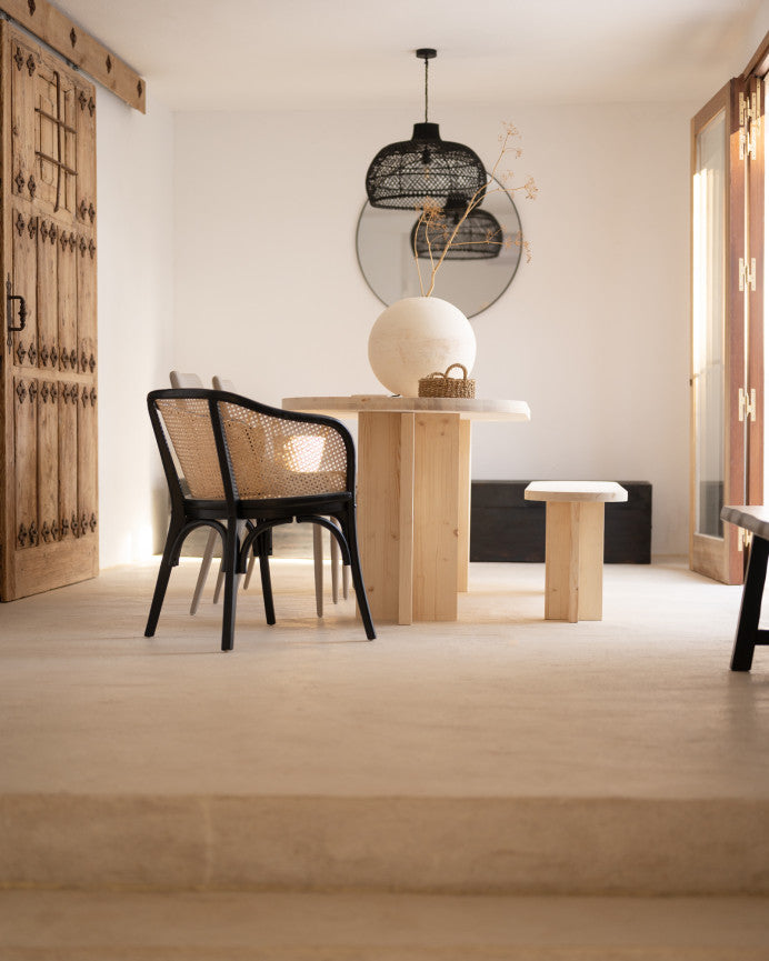 Mesa de comedor + banca Set Tonai